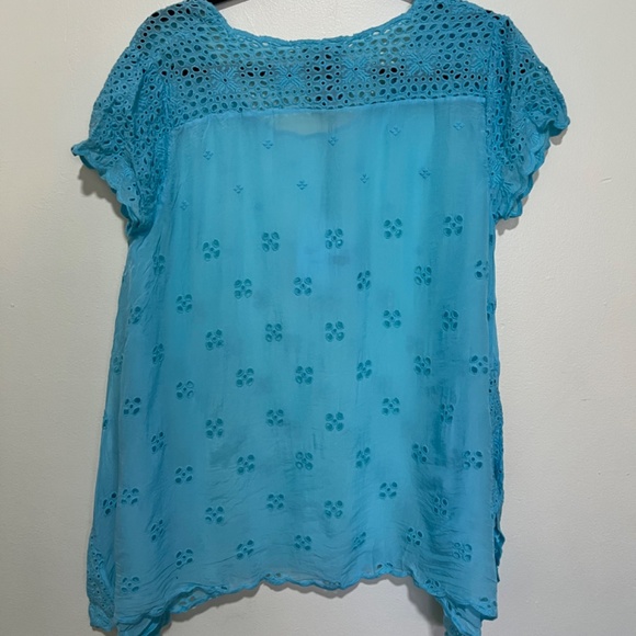 Johnny Was Darla Tunic Style C25518 Size XS in Clear Sky Color - Picture 8 of 8